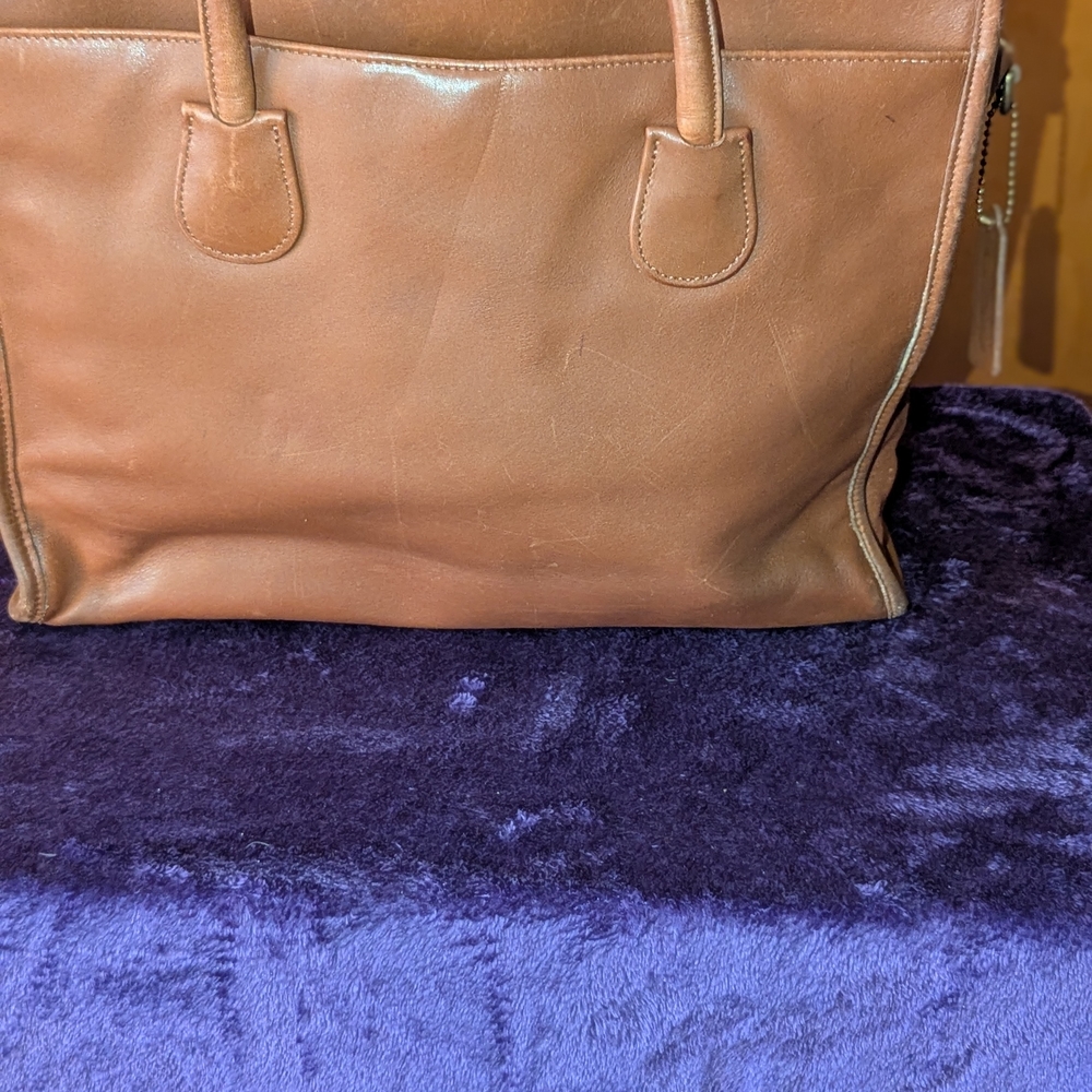 Elegant Brown Leather Tote Bag